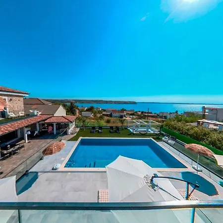 Rtina Appartements Exterior photo