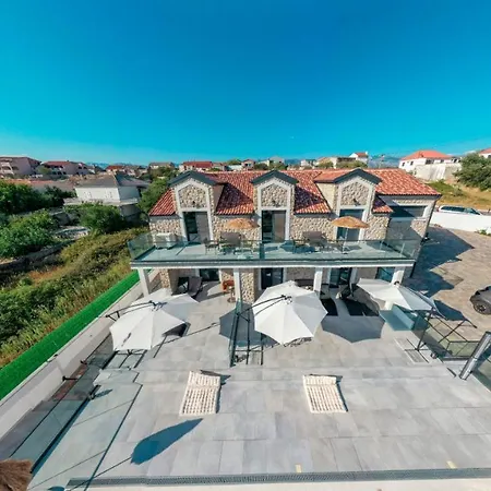 Rtina Appartements Exterior photo