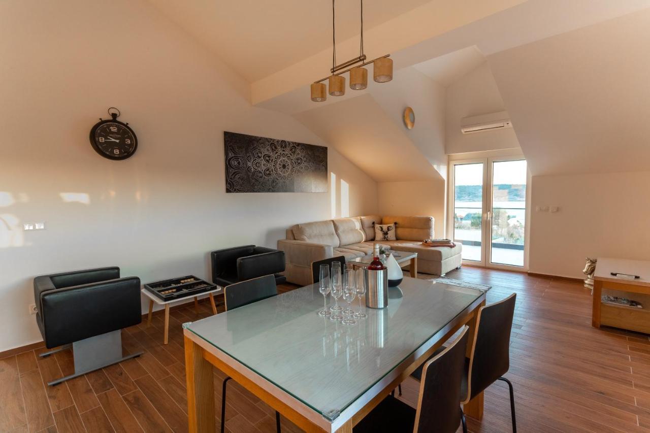 Rtina Appartements * Rtina